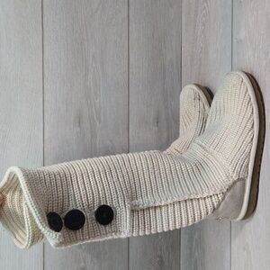 Ugg Australia Women 5819 Knit Sweater Cardi Boots shoes sz 7